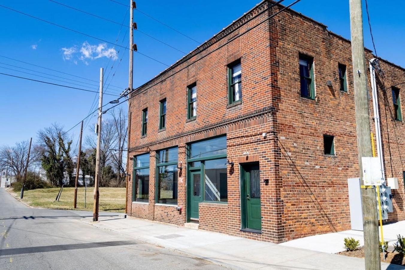 Luxury Multi-Unit Historic Building Near Downtown Apartment Roanoke Exterior photo